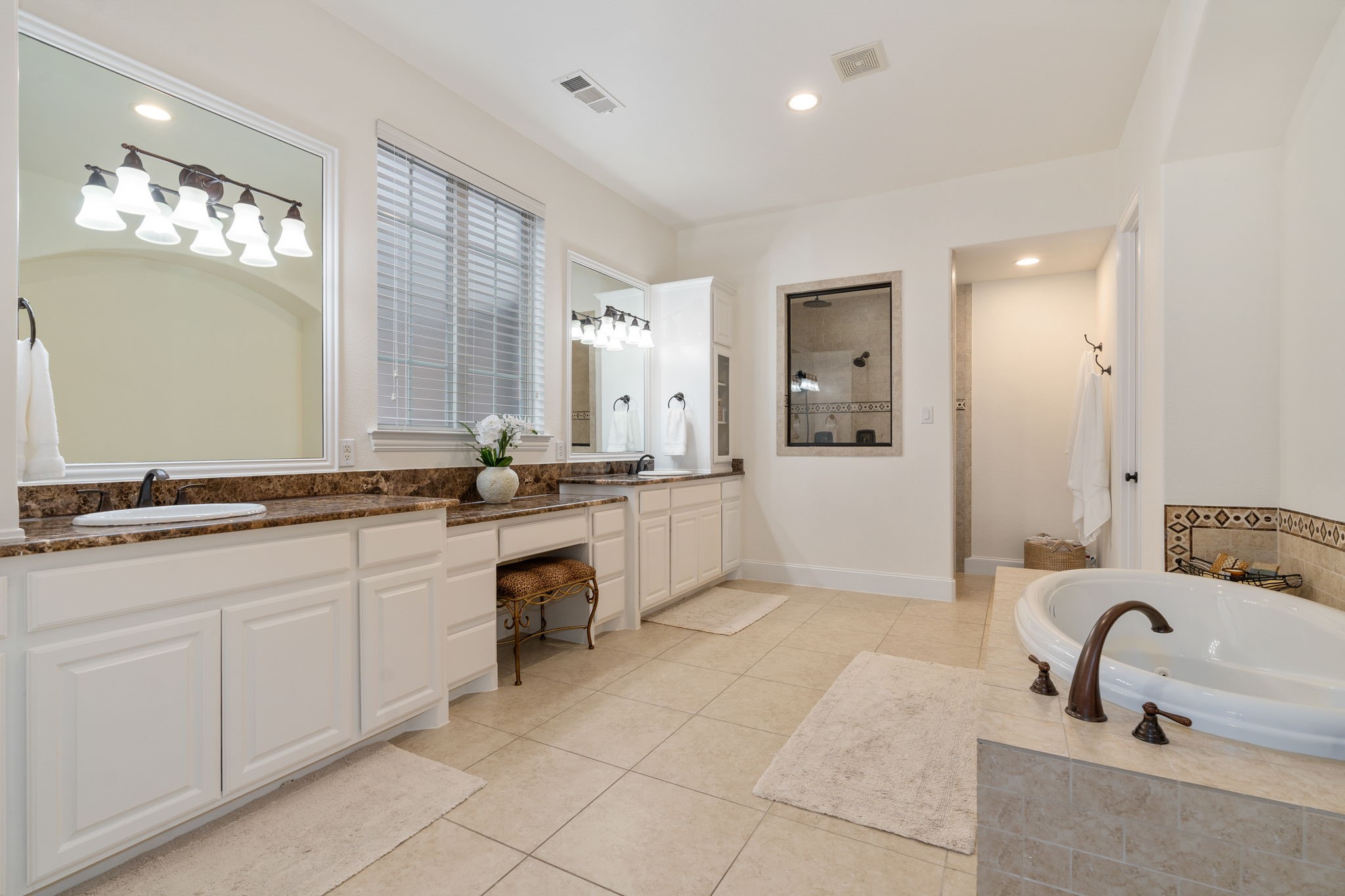 1906 Lexington Avenue