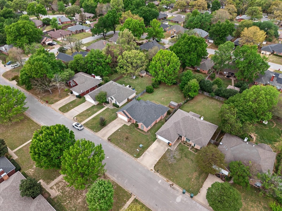 3236 Lexington Drive