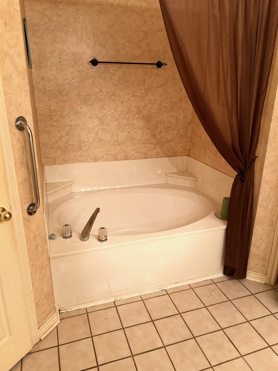 3236 Lexington Drive