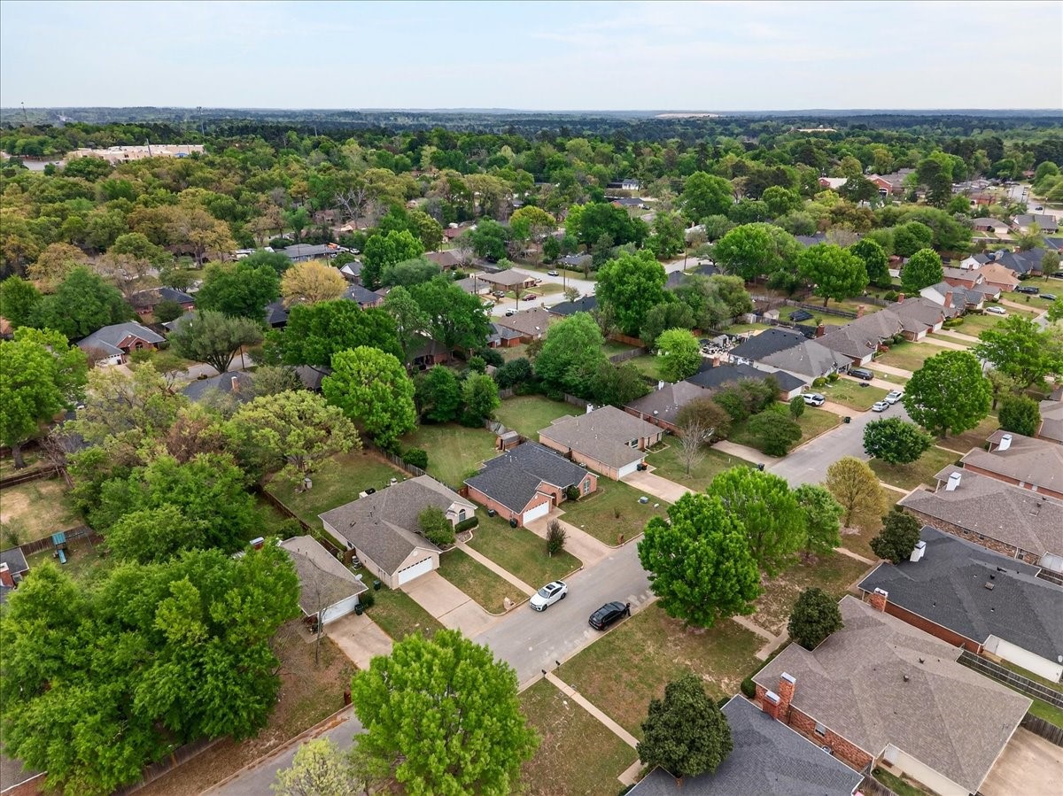 3236 Lexington Drive