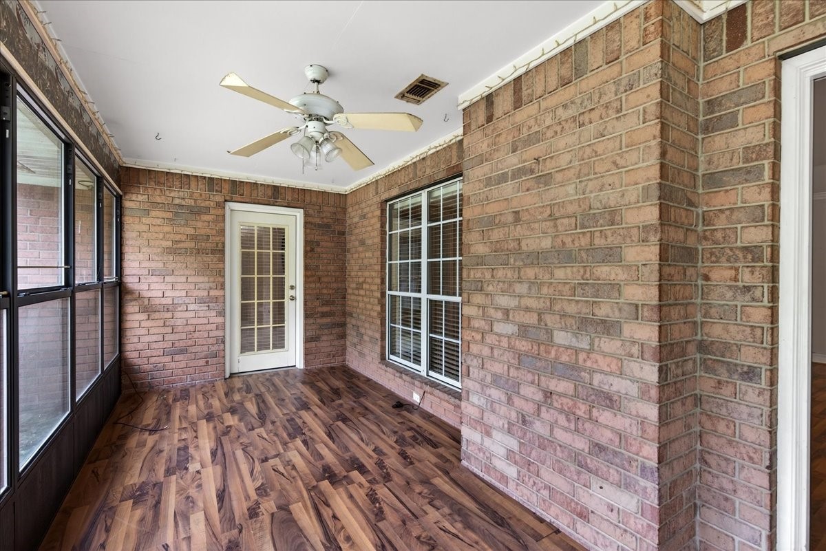 3236 Lexington Drive