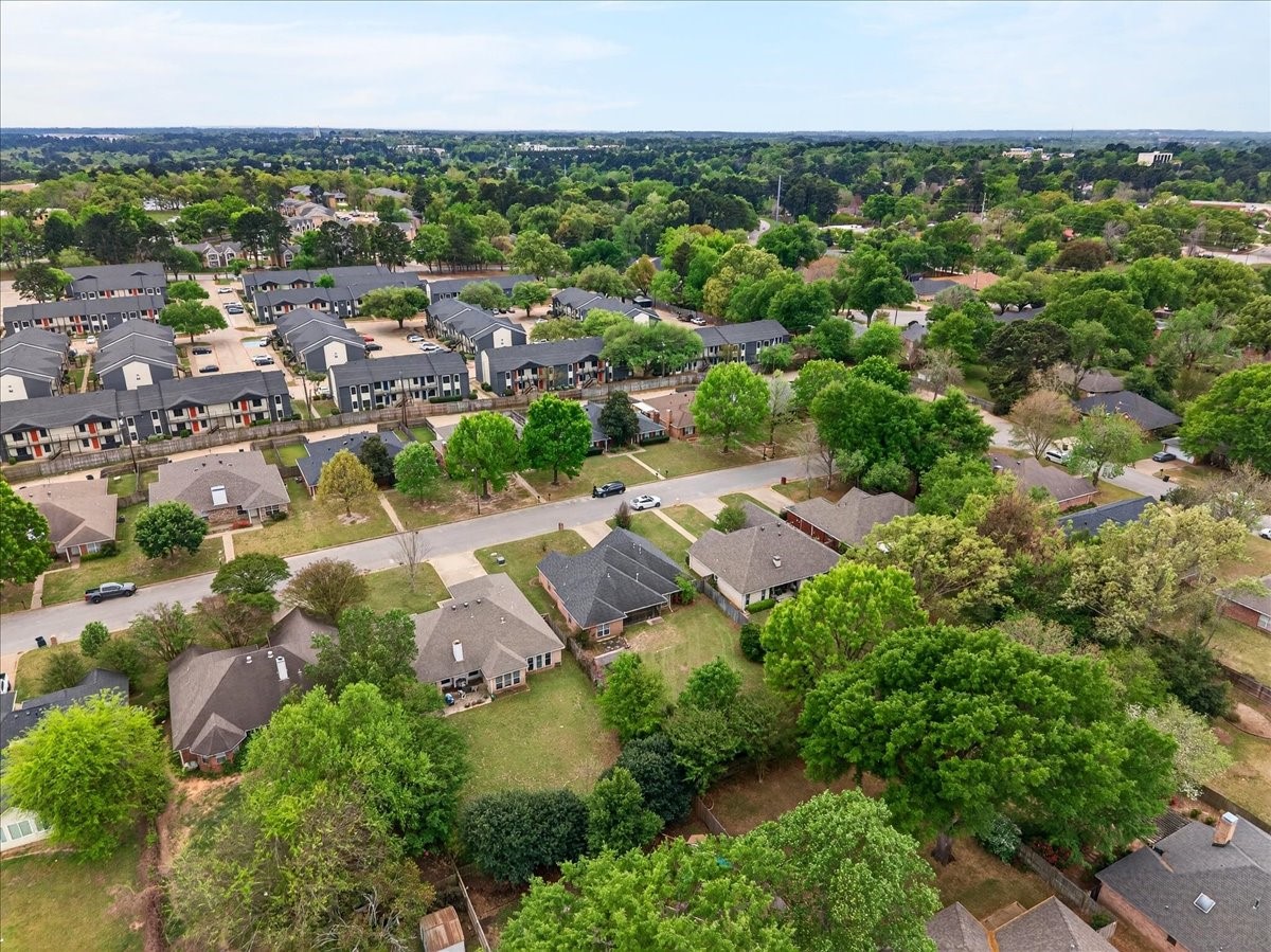 3236 Lexington Drive