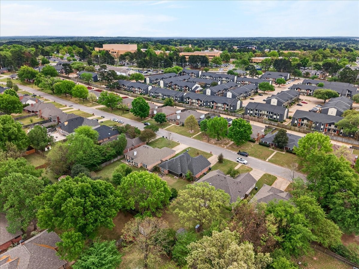 3236 Lexington Drive