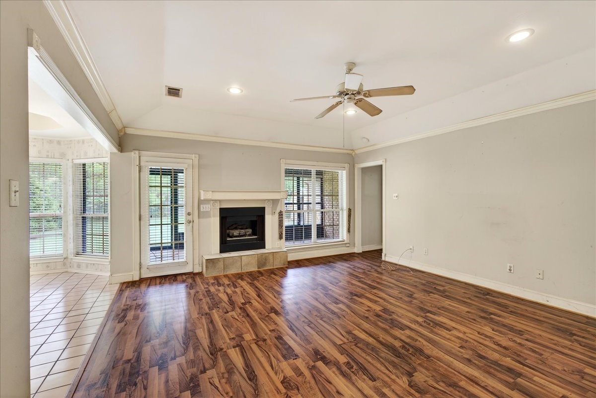 3236 Lexington Drive