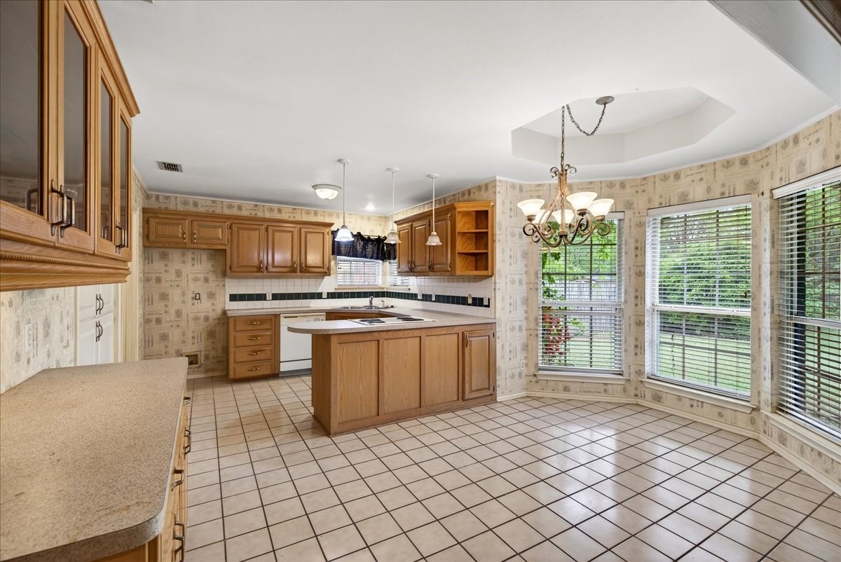 3236 Lexington Drive