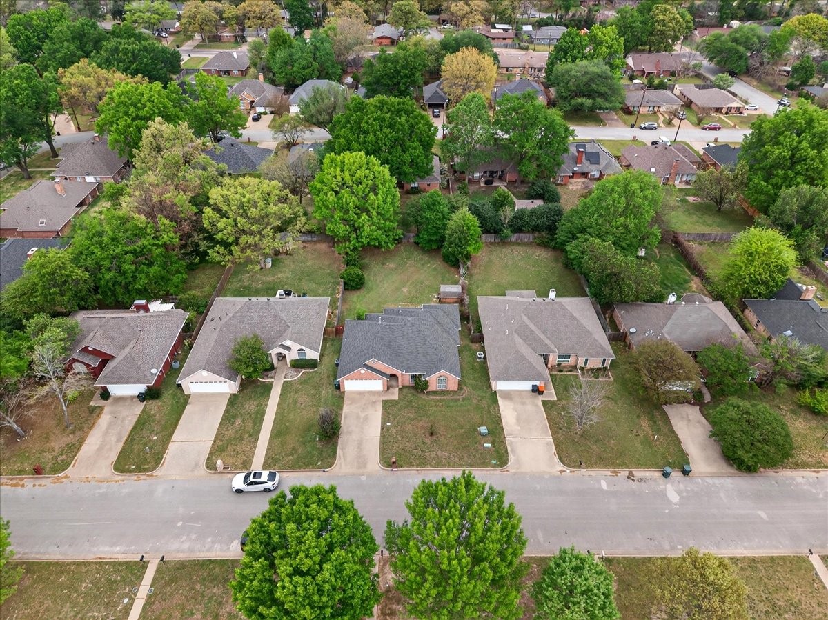 3236 Lexington Drive