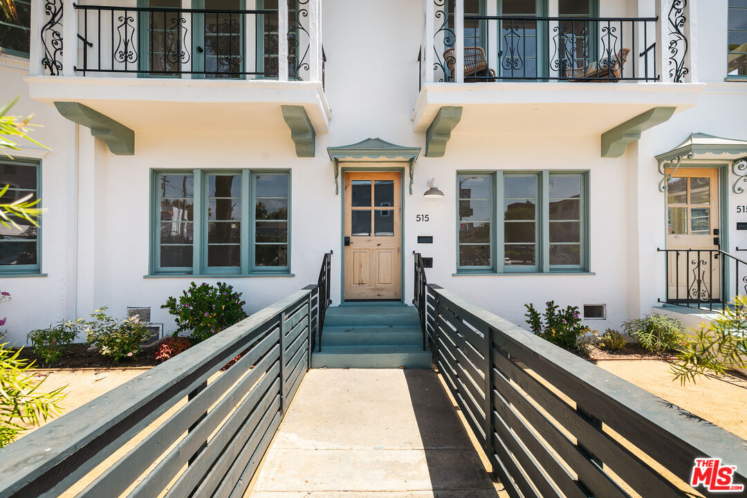515 Rose Ave