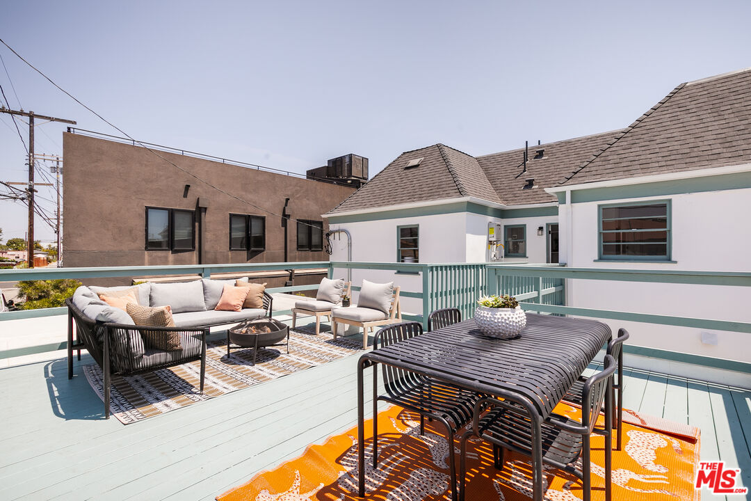 519 Rose Ave