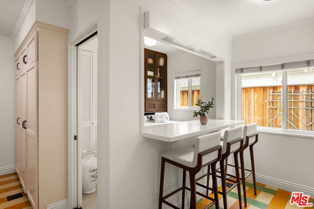 5539 Ventura Canyon Ave