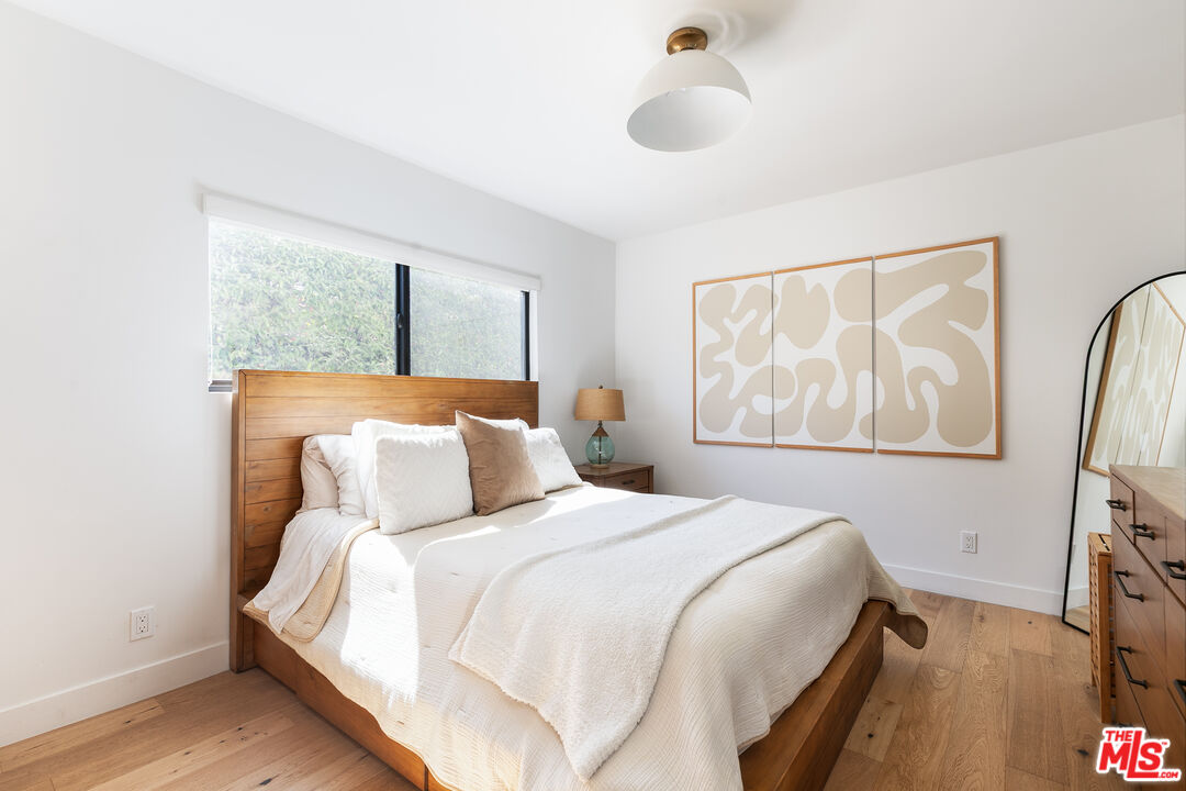 331 Brooks Ave Unit: 2