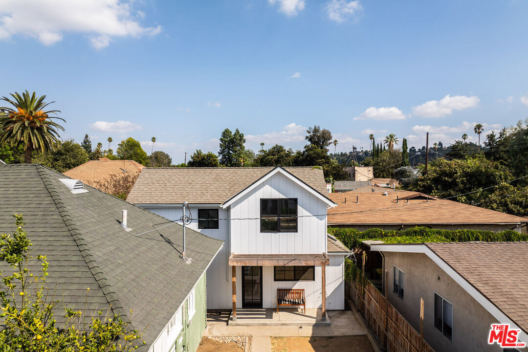 426 N Avenue 64
