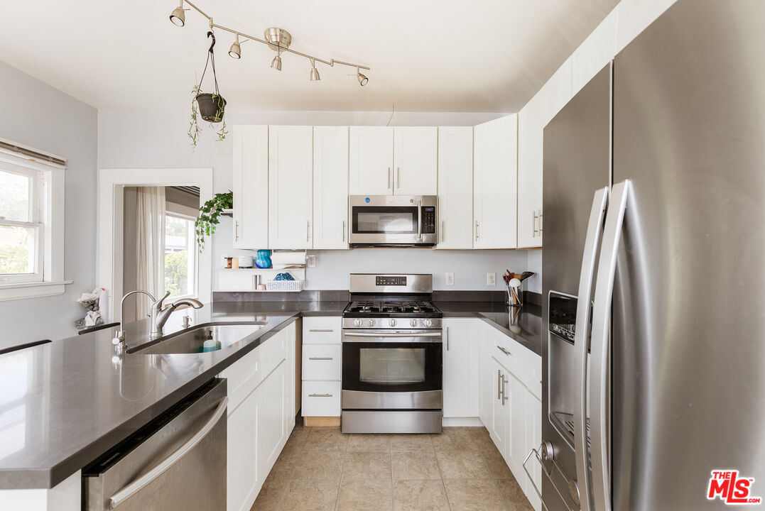 426 N Avenue 64