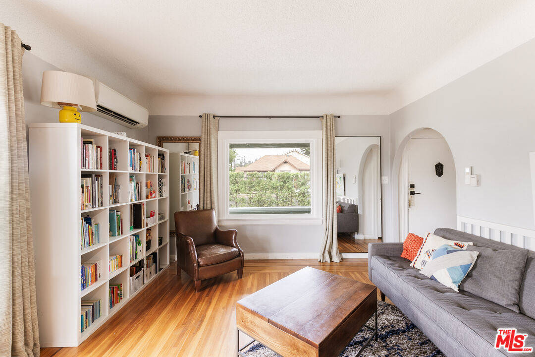 426 N Avenue 64