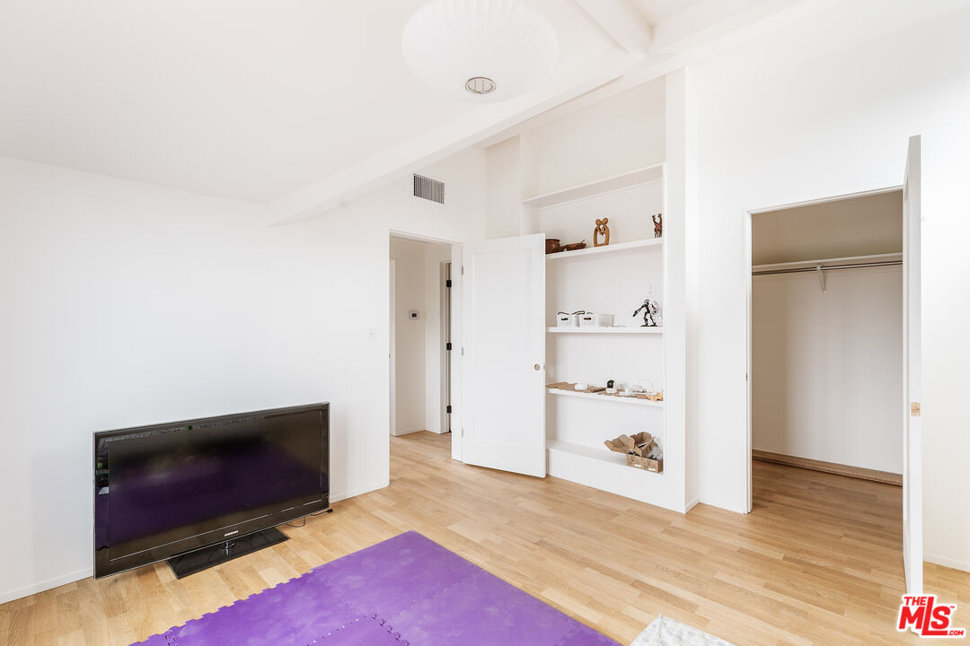 426 N Avenue 64
