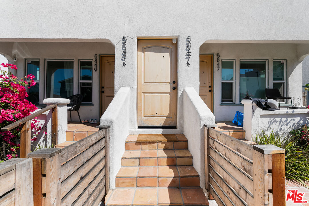 5847 Ernest Ave