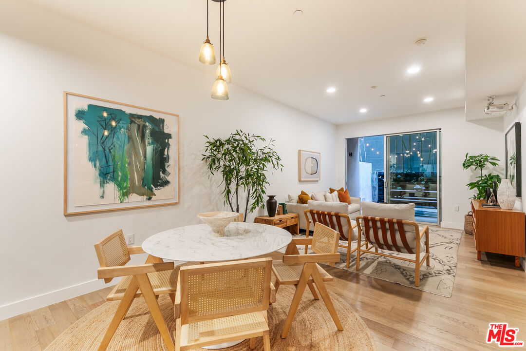 6001 Carlton Way Unit: 105