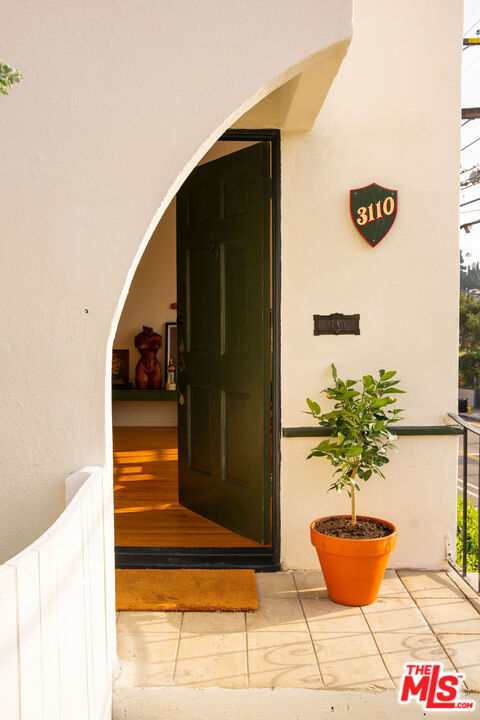 3110 Griffith Park Blvd