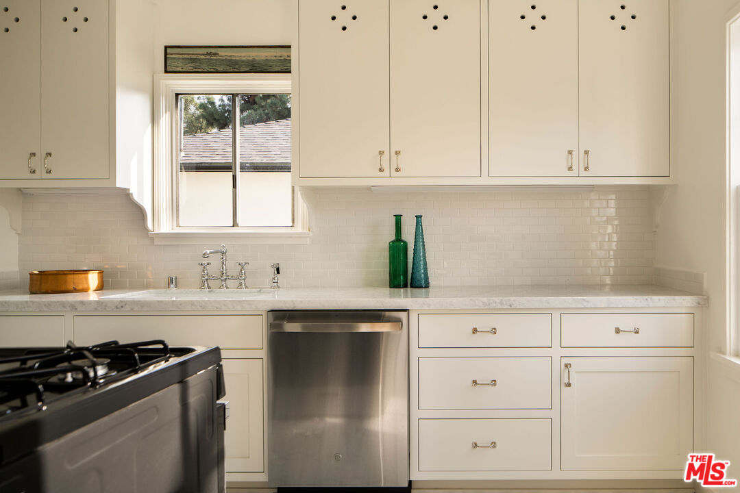 3110 Griffith Park Blvd