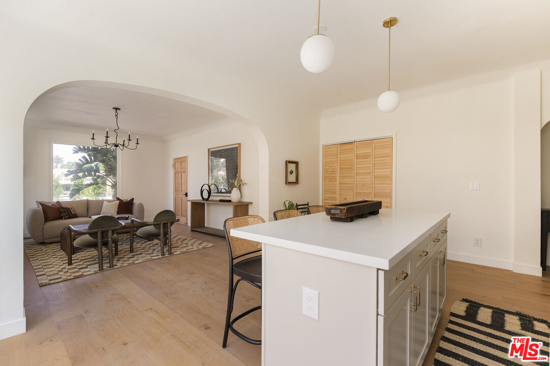 2812 Somerset Dr