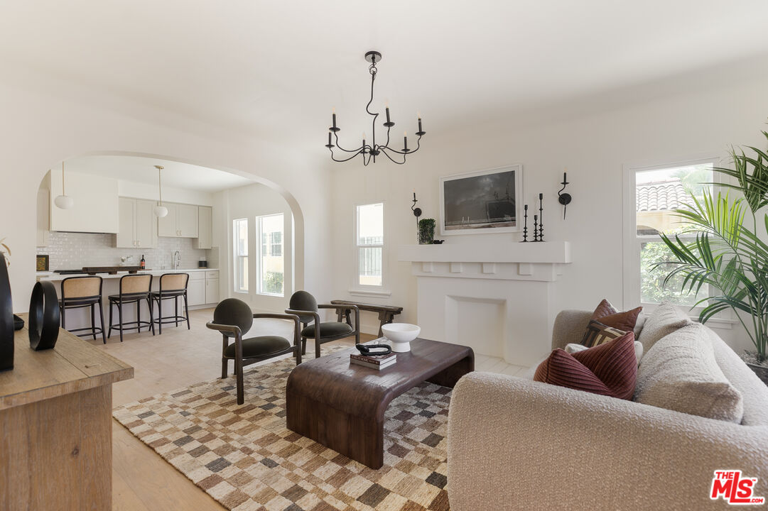 2812 Somerset Dr