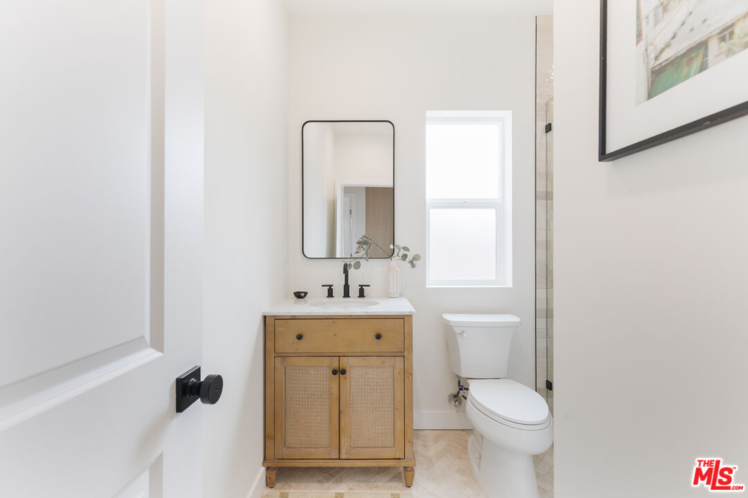 3148 Madera Ave Unit: 1/2