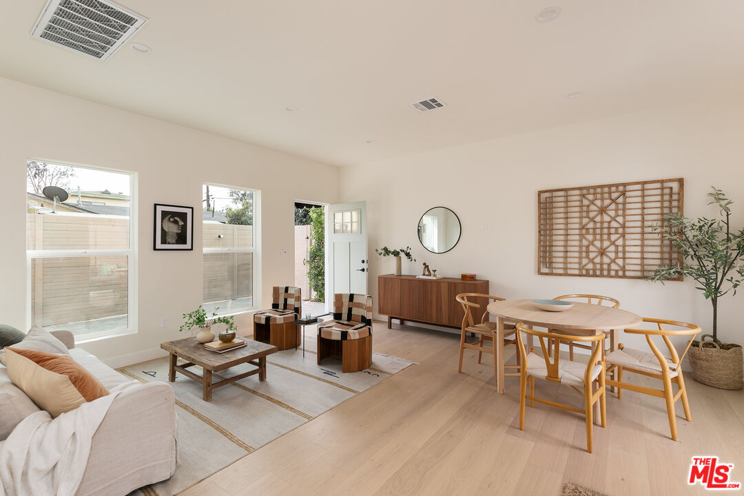 3148 Madera Ave Unit: 1/2