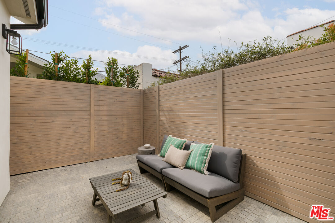 3148 Madera Ave Unit: 1/2