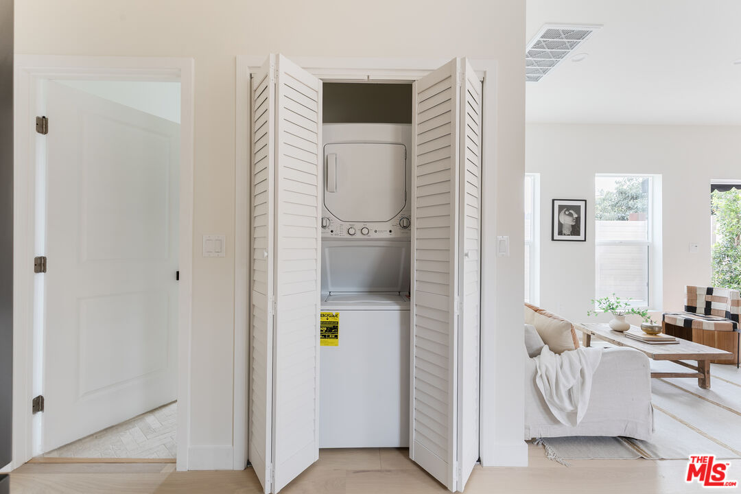 3148 Madera Ave Unit: 1/2