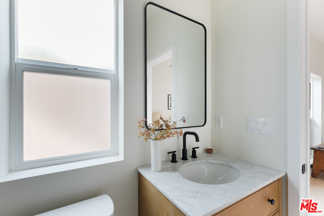 3148 Madera Ave Unit: 1/2