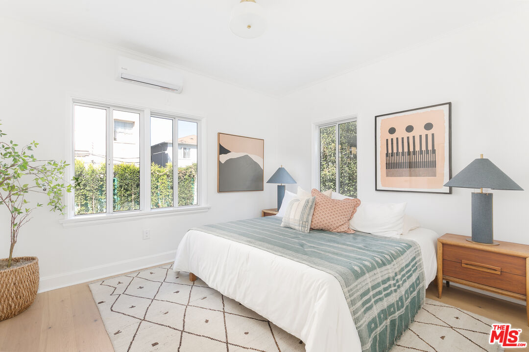 1221 5th Ave Unit: #2