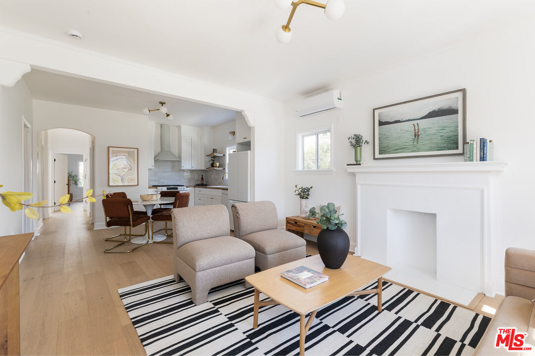 1221 5th Ave Unit: #2