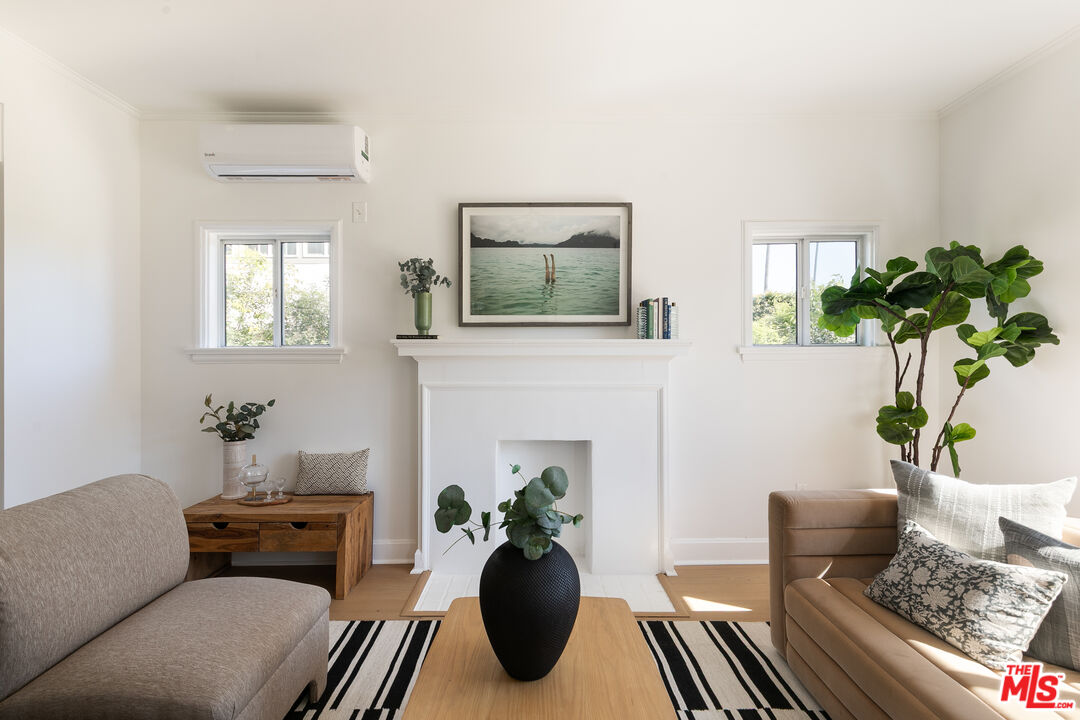 1221 5th Ave Unit: #2