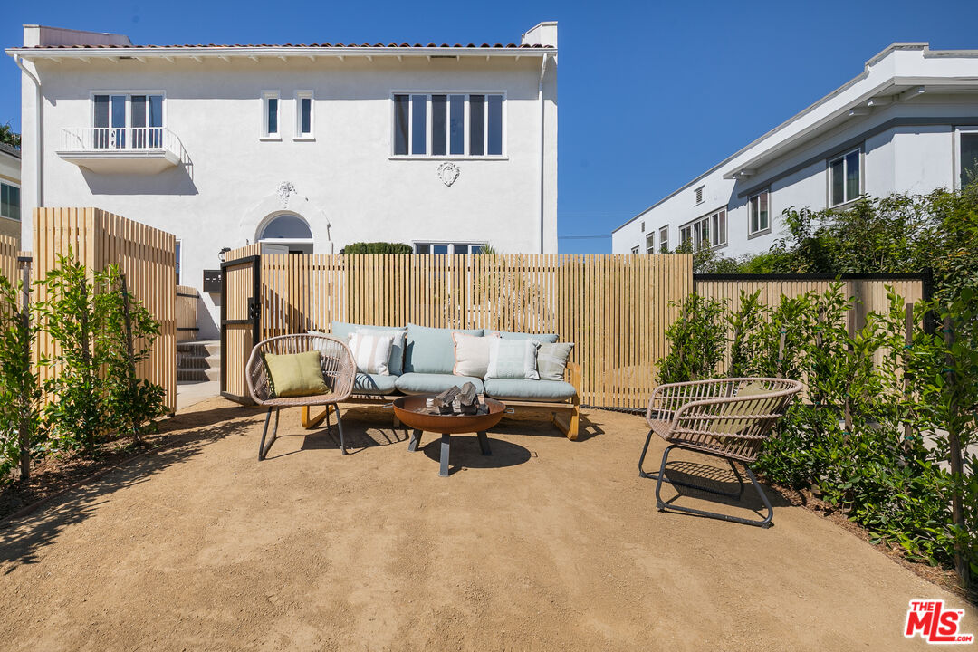 1221 5th Ave Unit: #2