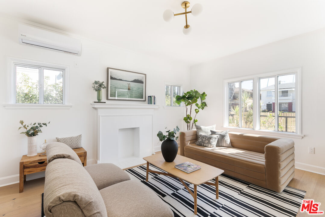 1221 5th Ave Unit: #2