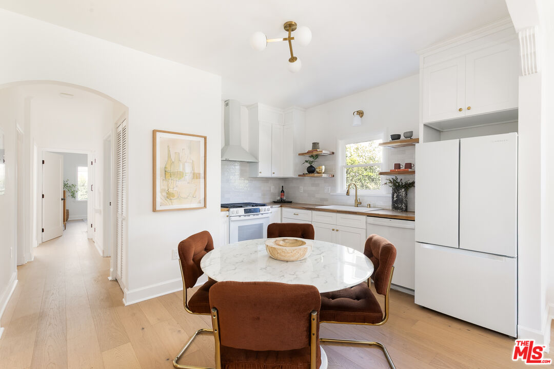 1221 5th Ave Unit: 1