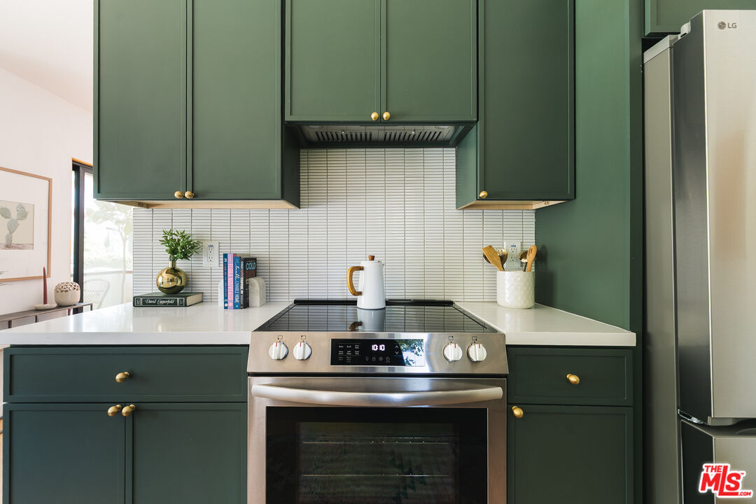 4412 Finley Ave Unit: 1