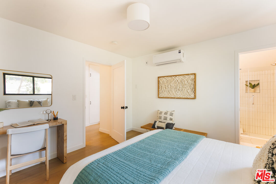 4412 Finley Ave Unit: 1