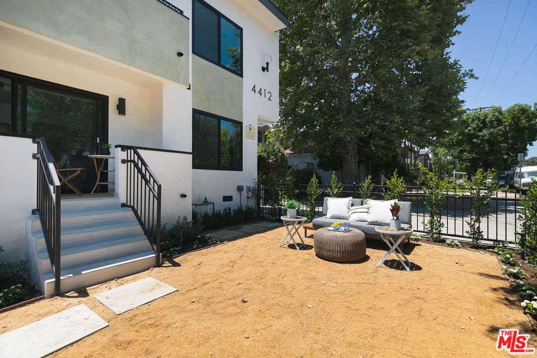 4412 Finley Ave Unit: 1