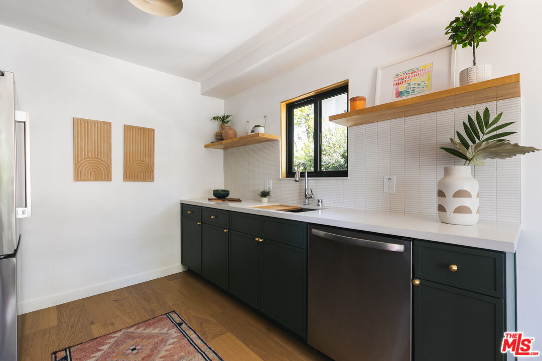4412 Finley Ave Unit: 1