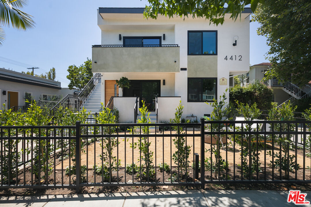 4412 Finley Ave Unit: 1