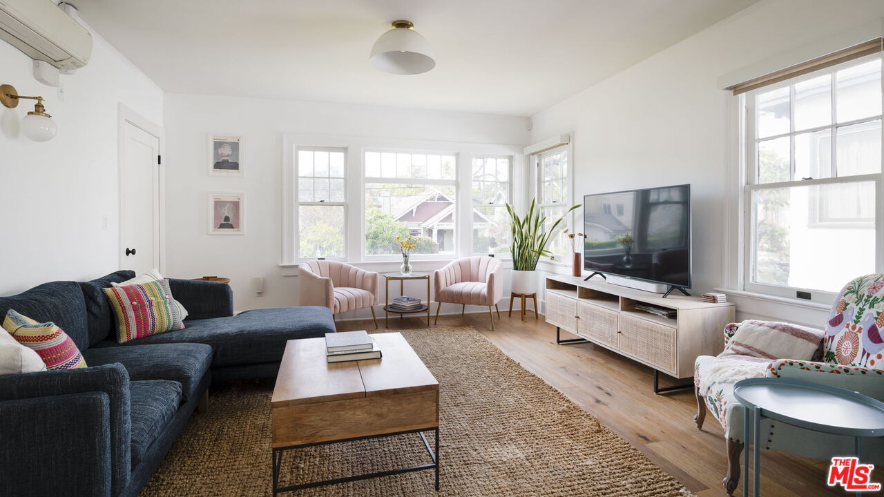 4626 Franklin Ave Unit: 1/2
