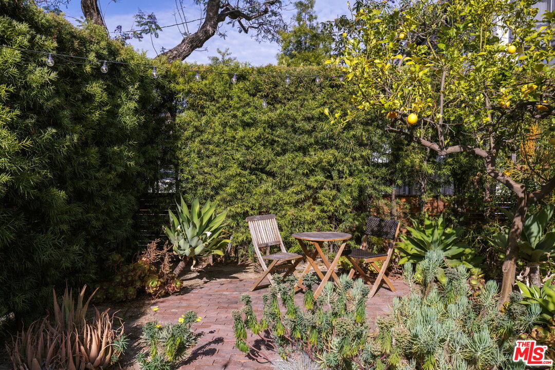 4626 Franklin Ave Unit: 1/2