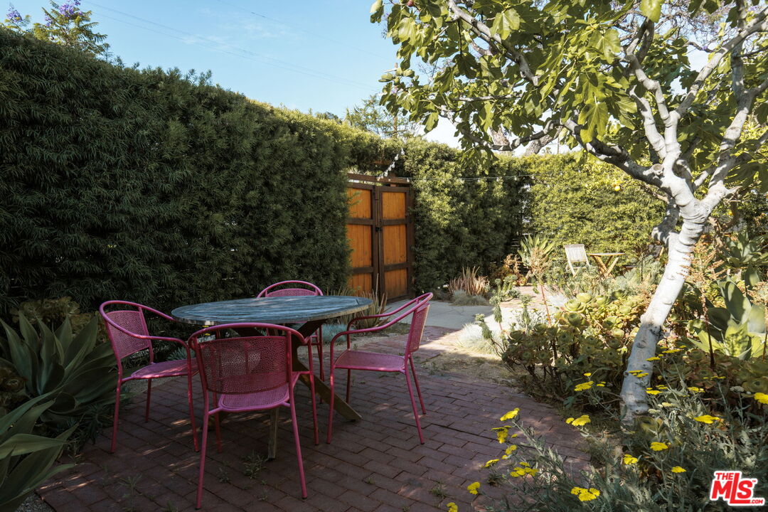 4626 Franklin Ave Unit: 1/2
