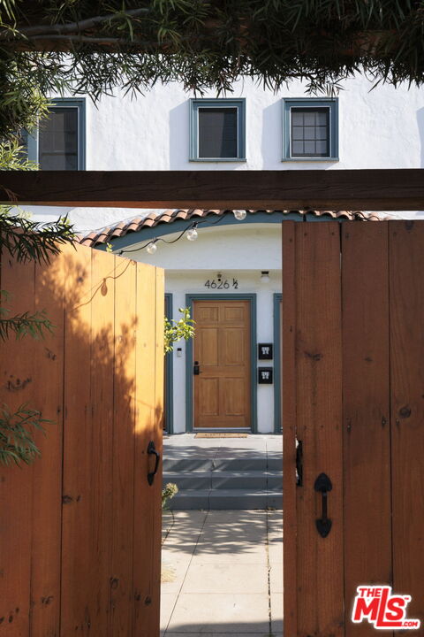 4626 Franklin Ave Unit: 1/2