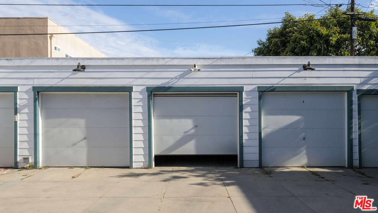 4626 Franklin Ave Unit: 1/2