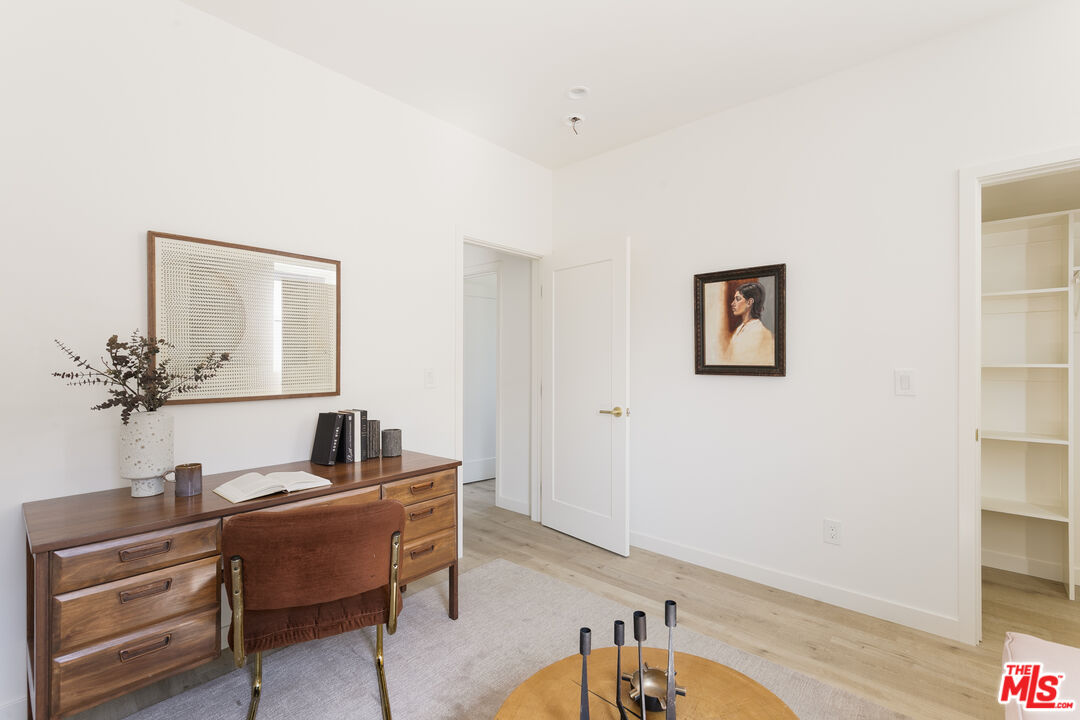 3415 Bellevue Ave