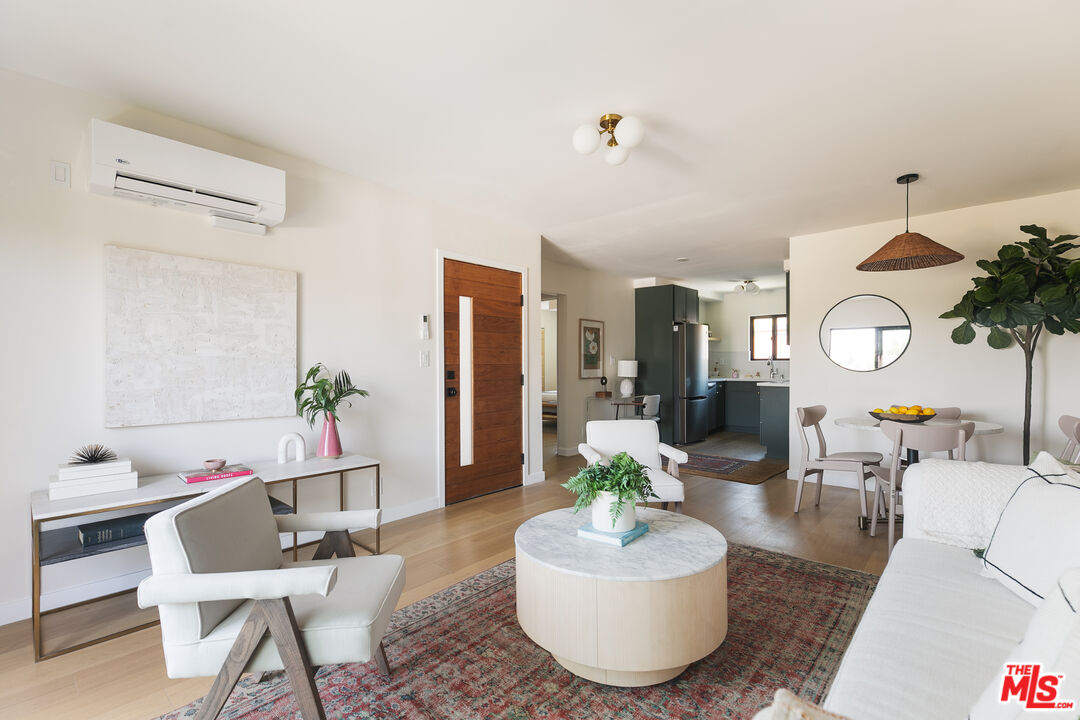 4412 Finley Ave Unit: 7