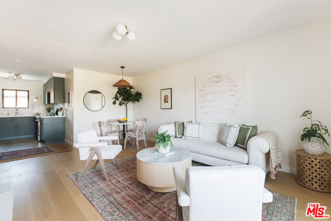 4412 Finley Ave Unit: 7
