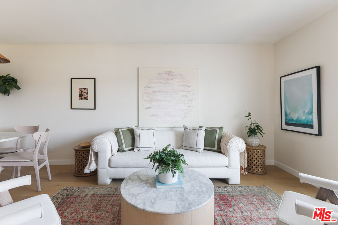 4412 Finley Ave Unit: 7