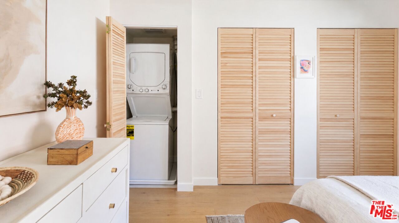 4412 Finley Ave Unit: 3